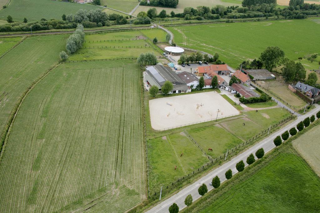 Gite Saint Georges Comines-Warneton Bagian luar foto